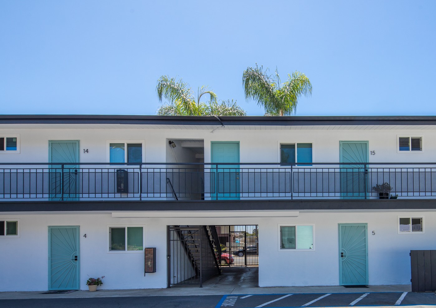 Point Loma Palms Apartment Homes